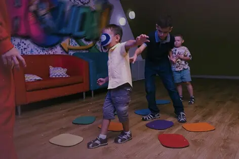 Квест-анимация «Among Us» от Smilekids73
